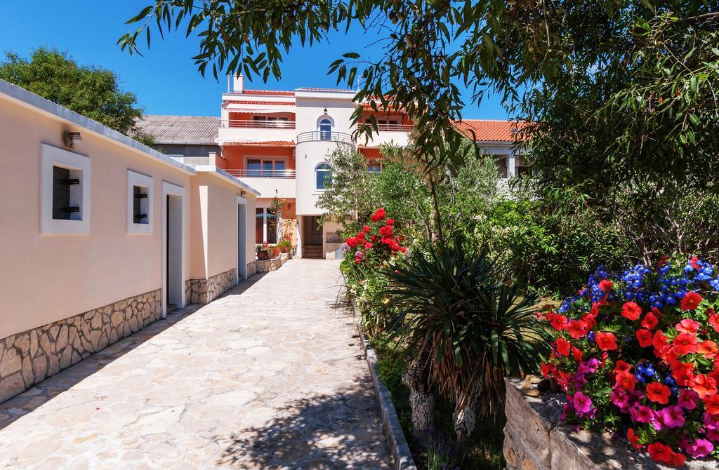 Apartments Jadranka Privlaka  Ngoại thất bức ảnh